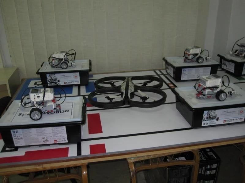 Αυτός είναι ο Τρικαλινός καθηγητής που «τρέλανε» τον Guardian με τη ρομποτική στα σχολεία (βίντεο)